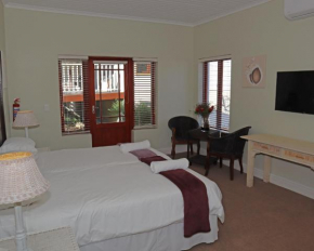 Villa 20 A&B